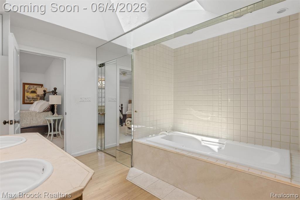 3797 S Darlington Road, Bloomfield Hills, MI 48301 — Photo 34