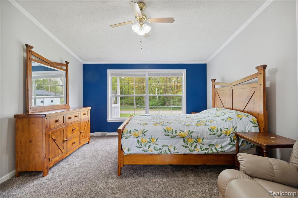 1515 LAKESIDE Drive, Harbor Beach, MI 48441 — Photo 16