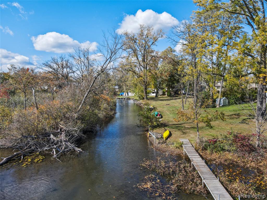 6675 Langtoft Street, West Bloomfield, MI 48324 — Photo 30