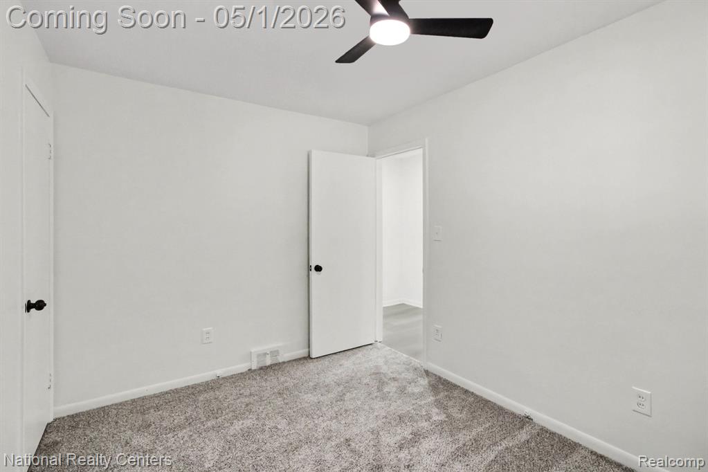 13012 Tecumseh, Redford, MI 48239 — Photo 12