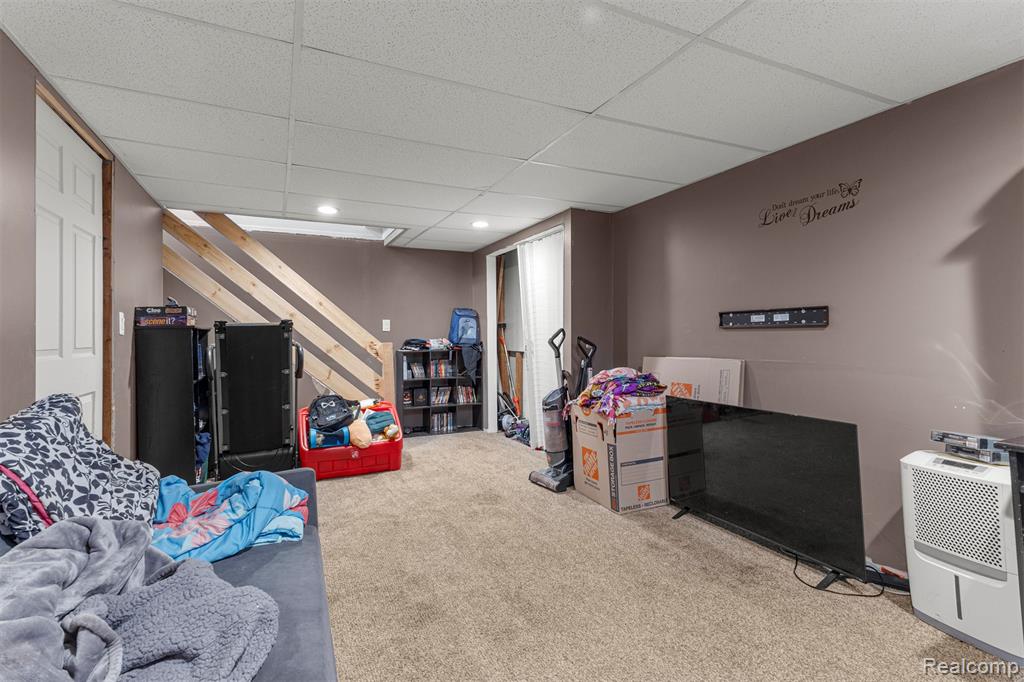 8781 Nottingham Drive, Ypsilanti, MI 48198 — Photo 30