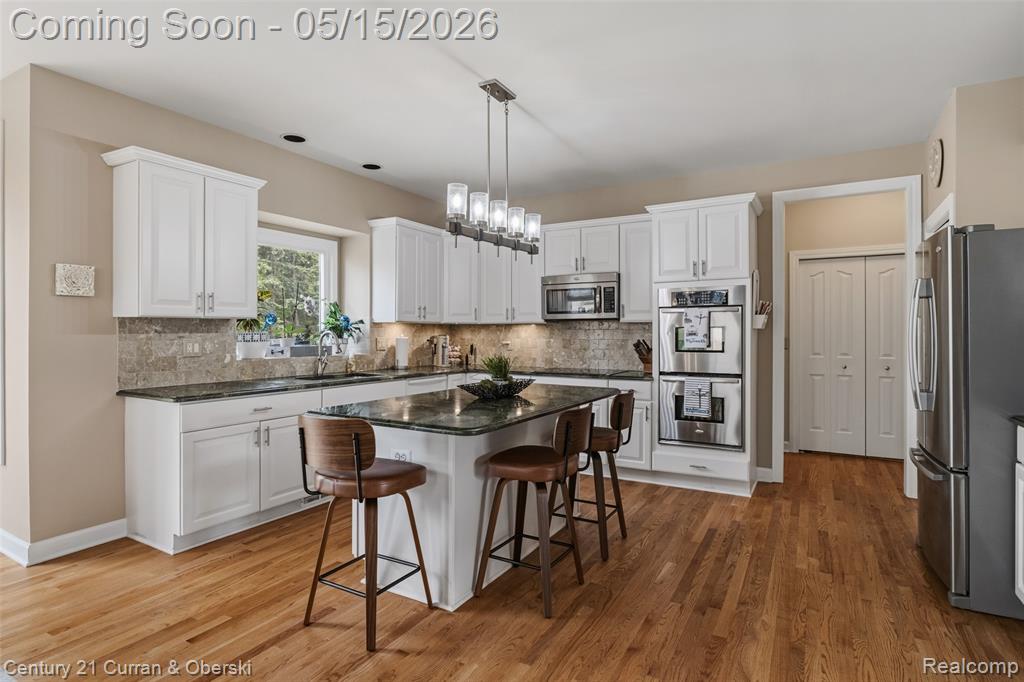 11687 E Hills Drive, Plymouth, MI 48170 — Photo 17