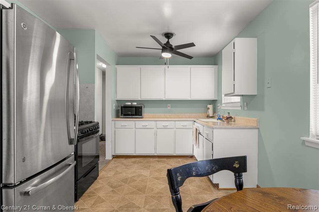 7011 Helen Street, Garden City, MI — Photo 16