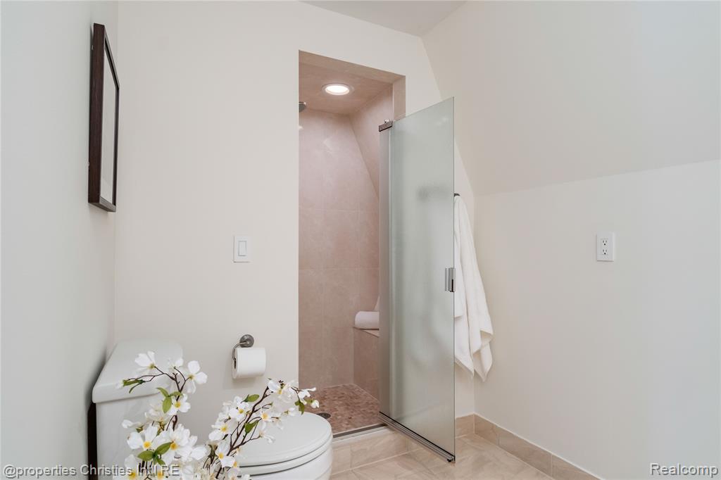 48790 Pinehill Drive, Plymouth, MI 48170 — Photo 38