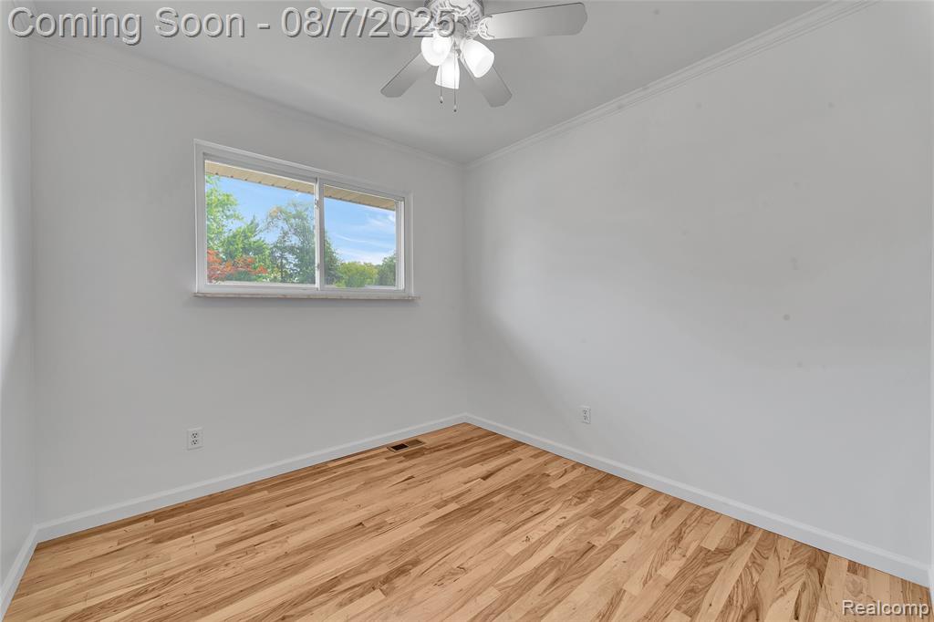 43403 Vivian Drive, Sterling Heights, MI 48313 — Photo 19