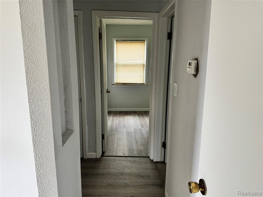 9425 Marlowe, Detroit, MI 48228 — Photo 11
