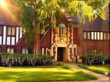1735 LINCOLNSHIRE Drive, Detroit, MI, 48203