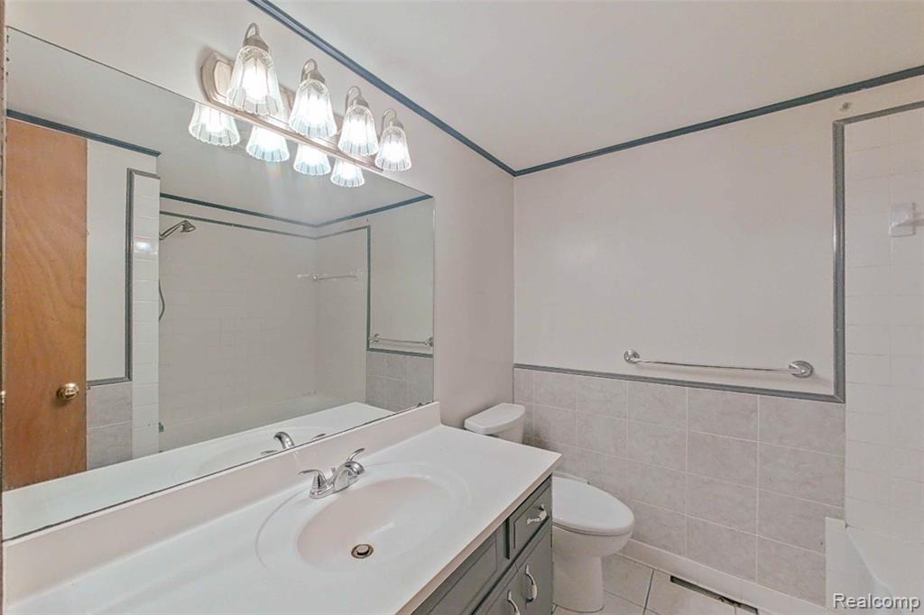 5920 CAMPBELL CORNERS Drive, Howell, MI 48855 — Photo 31