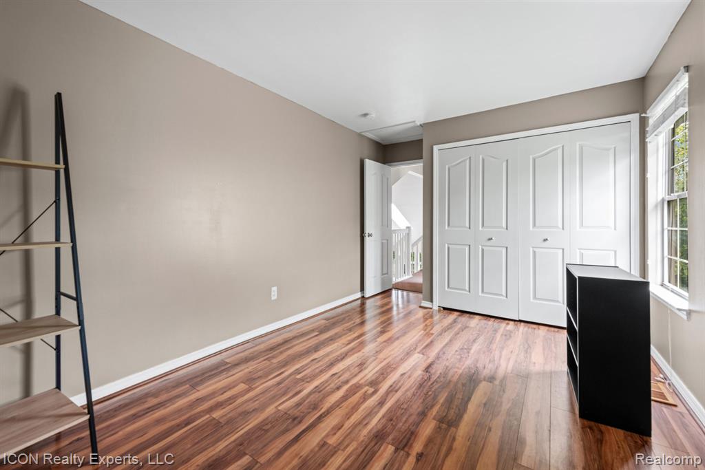 5367 High Ridge Drive, Ypsilanti, MI 48197 — Photo 18