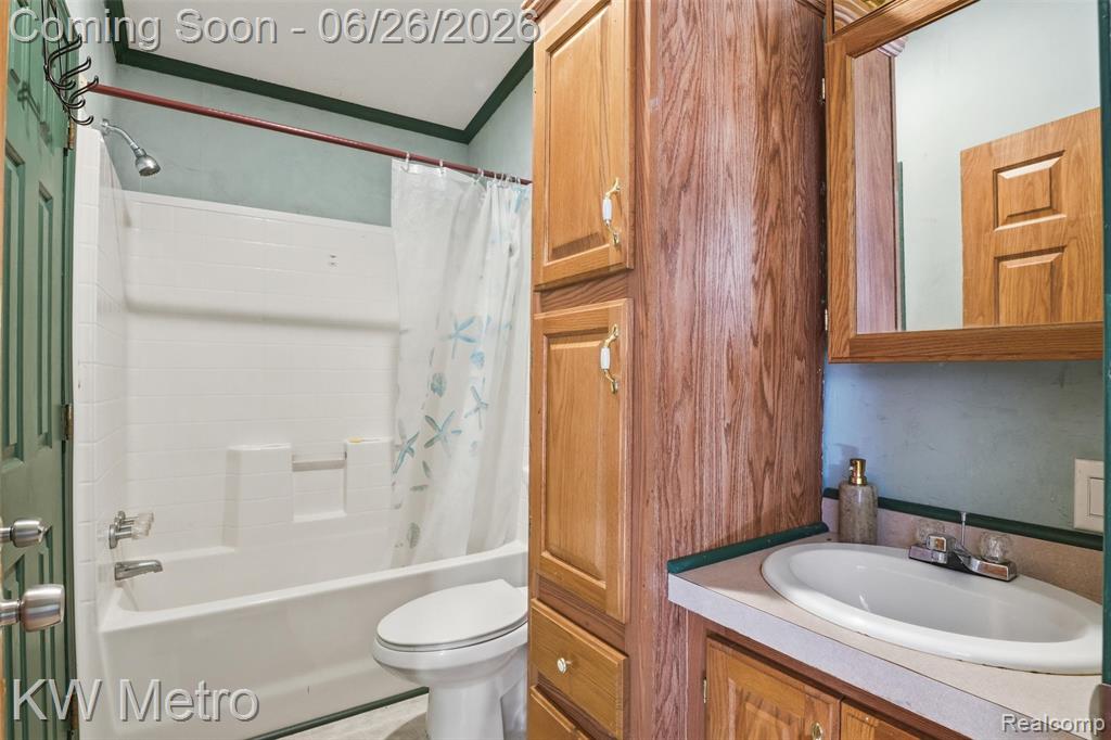 22733 Sumpter rd Road, Belleville, MI 48111 — Photo 29