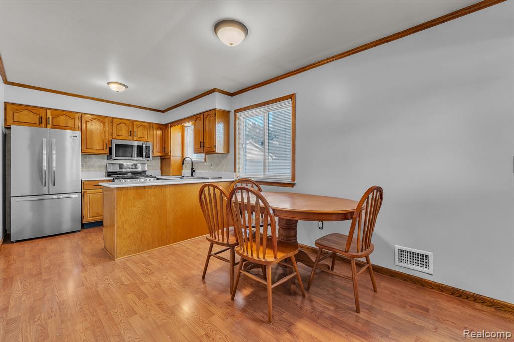 4197 Monroe Street, Dearborn Heights, MI 48125 — Photo 3