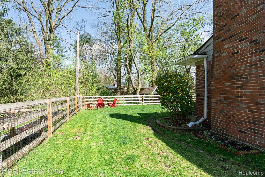 53416 Bellamine Drive, Shelby Twp, MI 48316 — Photo 37
