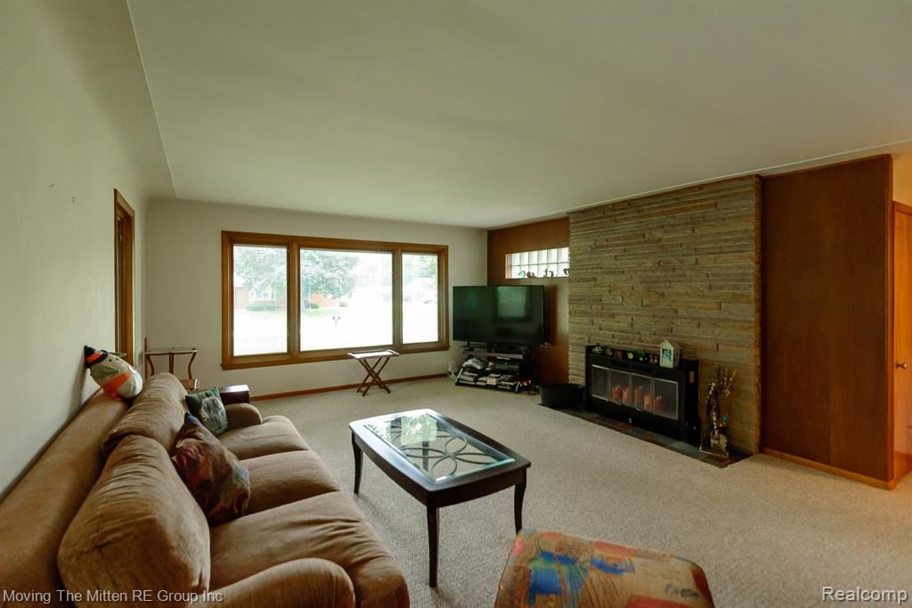 9205 Rocker Avenue, Plymouth, MI 48170 — Photo 4