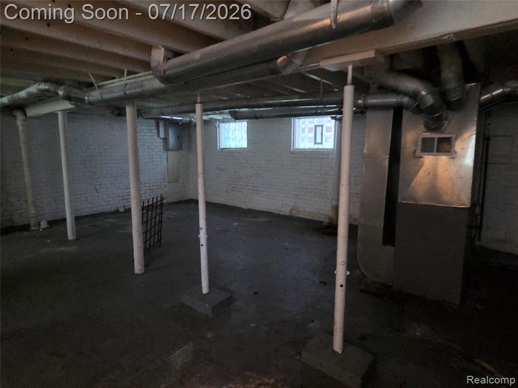 7455 Churchill Street, Detroit, MI 48206 — Photo 36