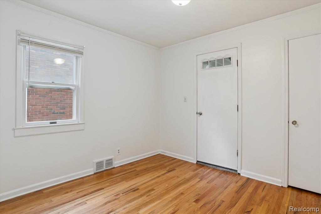 540 N York Street, Dearborn, MI 48128 — Photo 21