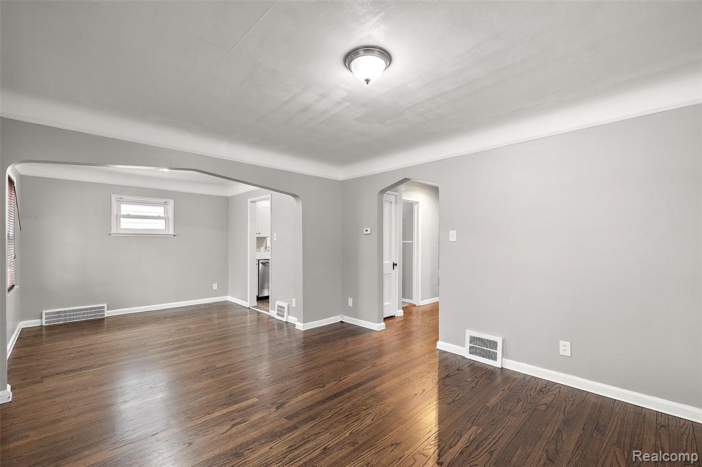 922 McLean Avenue, Royal Oak, MI 48067 — Photo 12