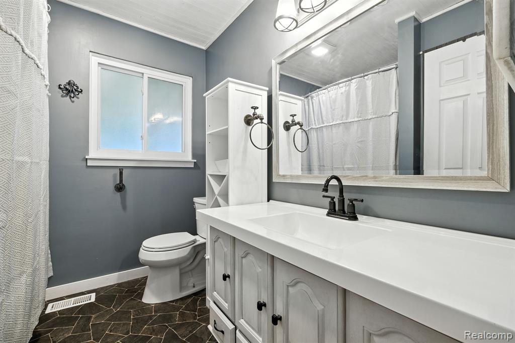 509 S Manfred Street, Durand, MI 48429 — Photo 12