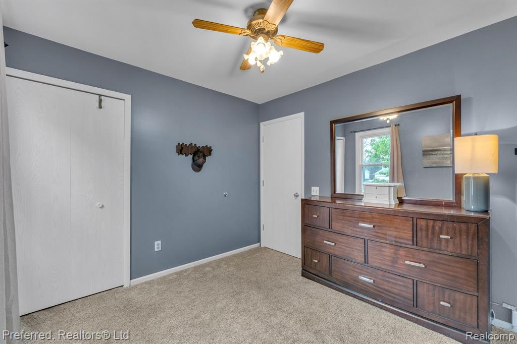 5722 King James Ln., Waterford, MI 48327 — Photo 20