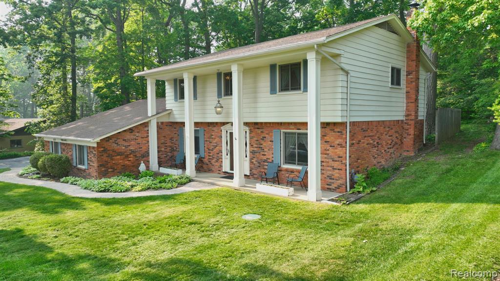 6624 Wellesley Terrace, Clarkston, MI — Photo 3