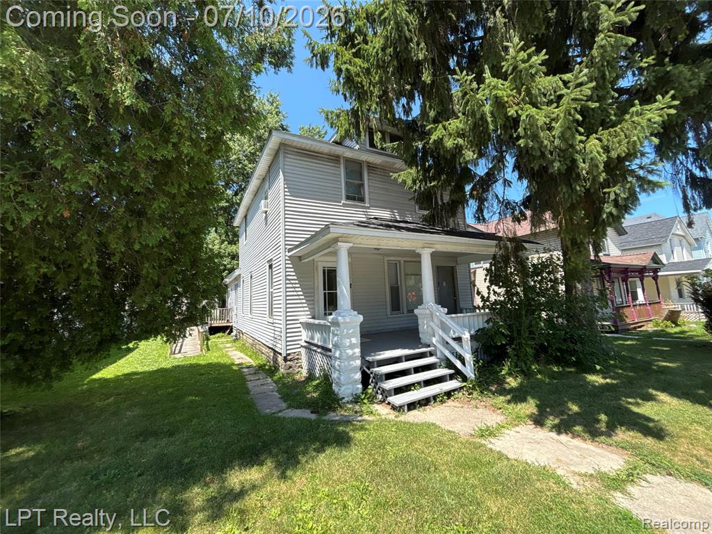 923 10th Street, Port Huron, MI 48060 — front exterior