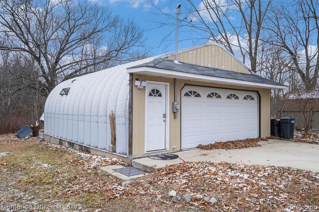 12237 Dalhart Drive, Fenton, MI 48430 — Photo 30