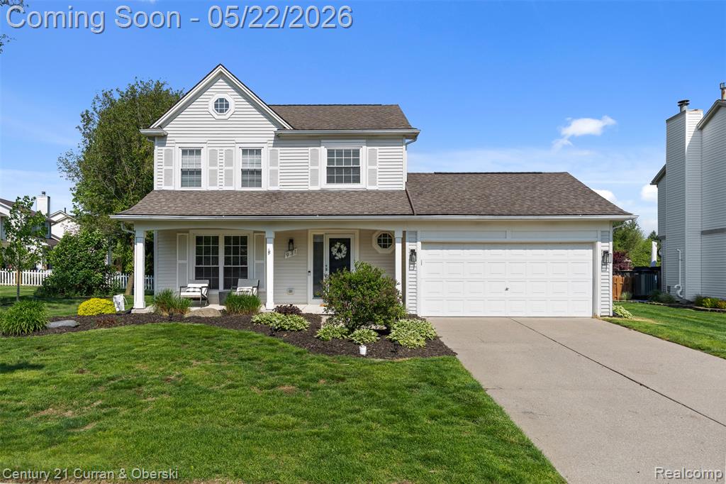 931 S Parkwood Drive, South Lyon, MI 48178 — front exterior
