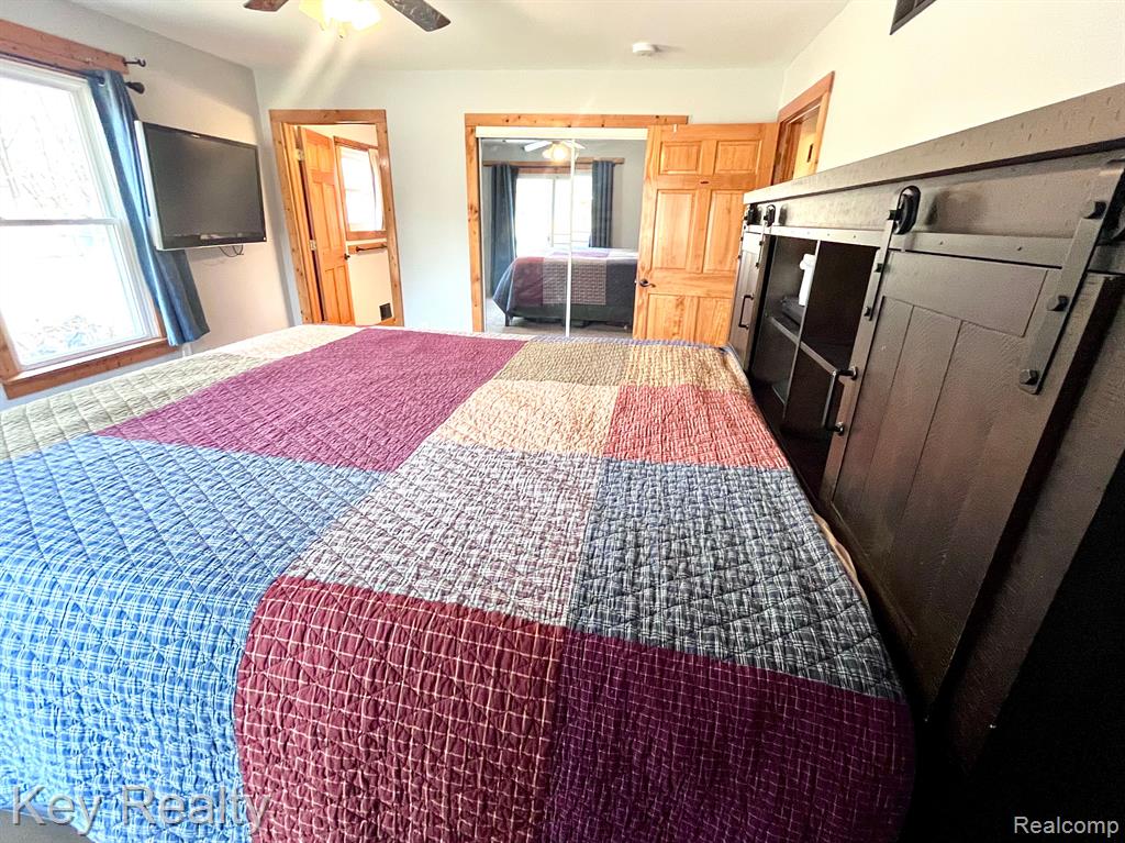 40030 WILLIS Road, Belleville, MI 48111 — Photo 36