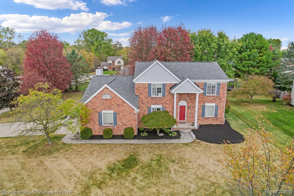 921 River Valley Drive, Lake Orion, MI 48362 — Photo 2