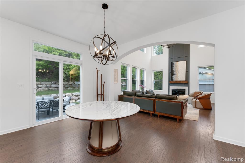 908 S Livernois Road, Rochester Hills, MI 48307 — Photo 10