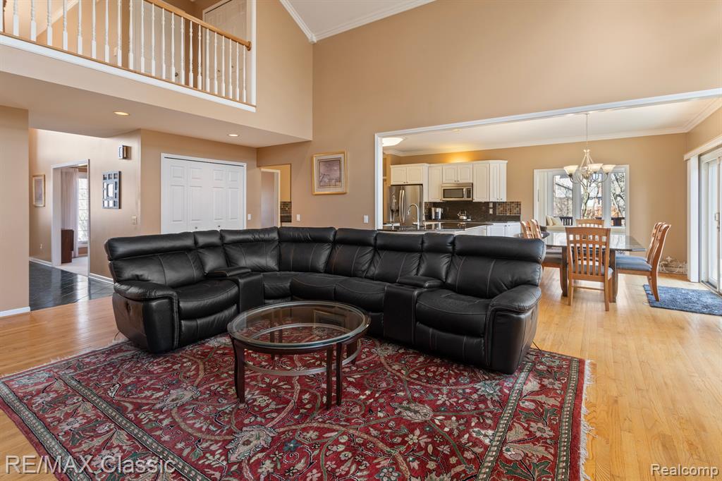 6904 GRANGER Drive, Troy, MI 48098 — Photo 12