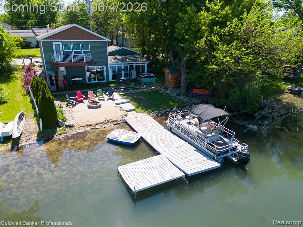 1000 Round Lake Road, White Lake, MI — Photo 2