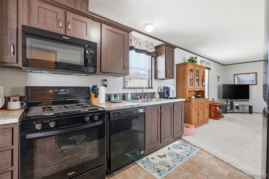 440 Flamingo Street, Rochester Hills, MI 48309 — Photo 16