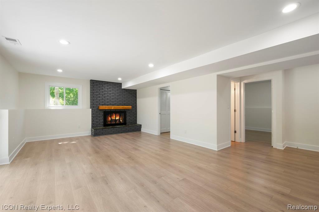 4089 Aberdeen Court, West Bloomfield, MI 48323 — Photo 18