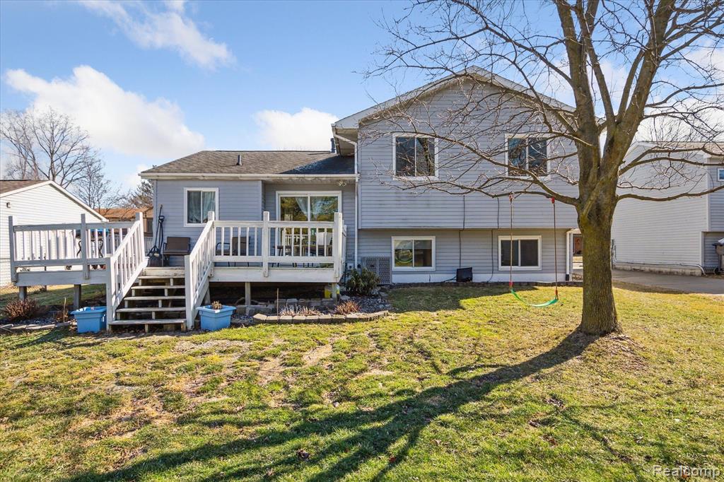 814 MEADOWLARK Lane, Howell, MI 48843 — Photo 41