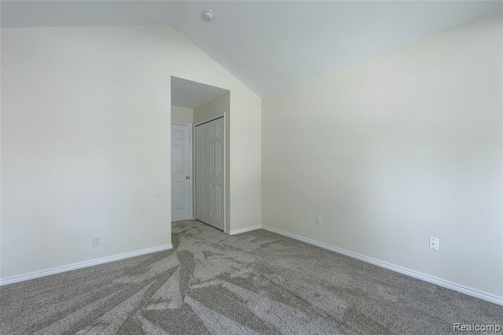 4434 Honeysuckle Drive, Sterling Heights, MI 48314 — Photo 20