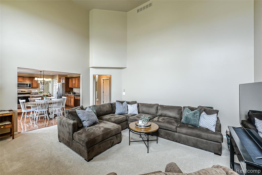 58724 Carriage Lane, South Lyon, MI 48178 — Photo 10