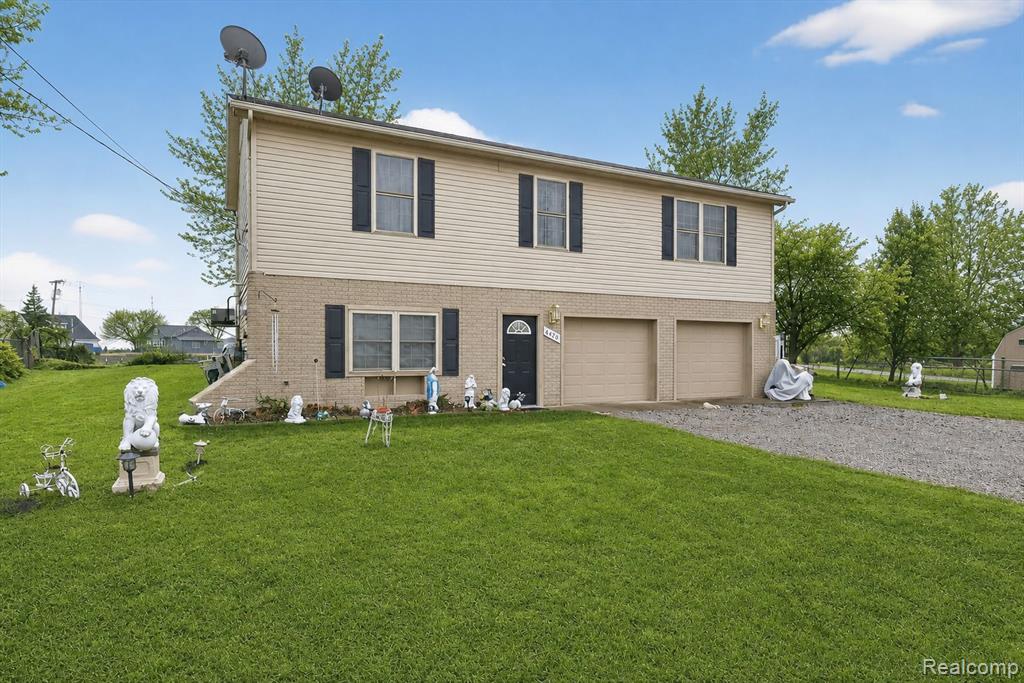 6198 Brancheau Road, Newport, MI 48166 — Photo 8