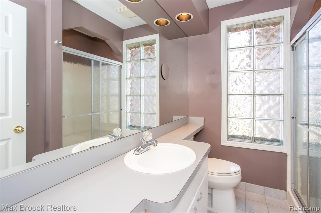 26614 Humber Street, Huntington Woods, MI — Photo 26