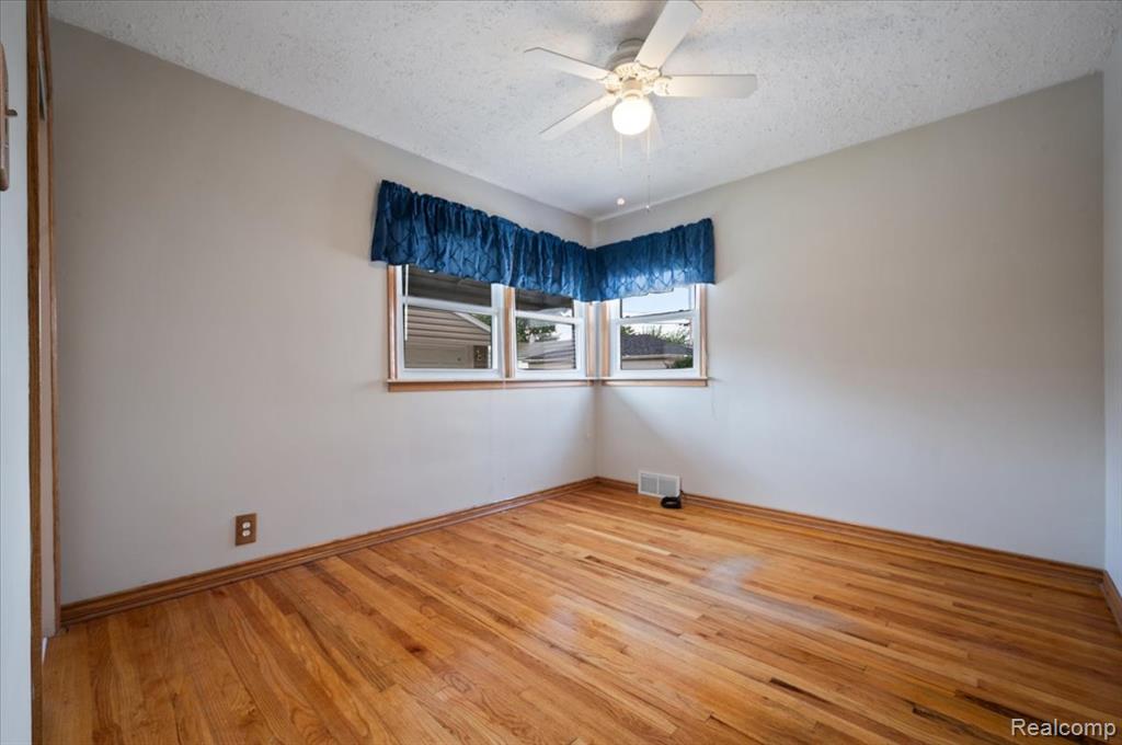 4044 18th Street, Wyandotte, MI 48192 — Photo 18