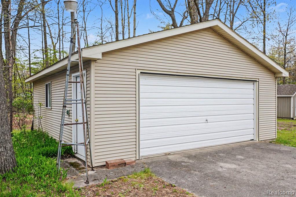 4157 Betty Lee Boulevard, Gladwin, MI 48624 — Photo 3