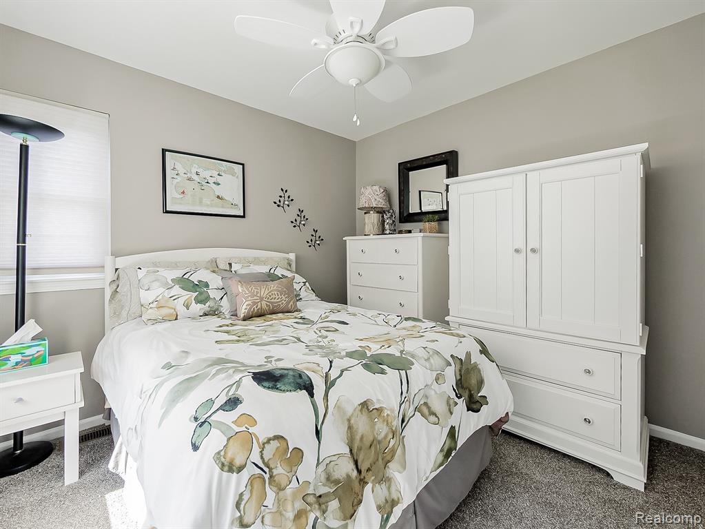 2517 Pine Drive, Wixom, MI 48393 — Photo 13