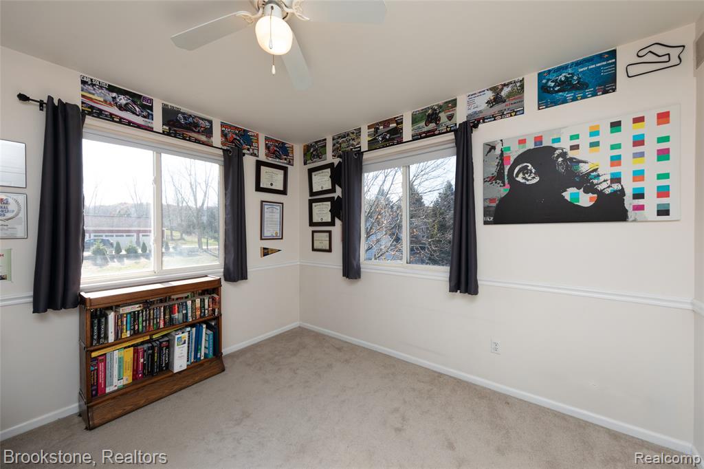 12567 BLUEBERRY Lane, Davisburg, MI 48350 — Photo 38