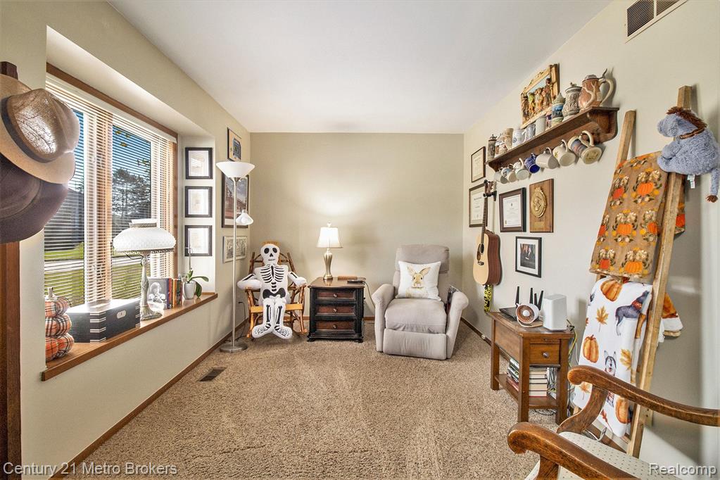 5376 OLDE SHAWBORO Road, Grand Blanc, MI 48439 — Photo 14