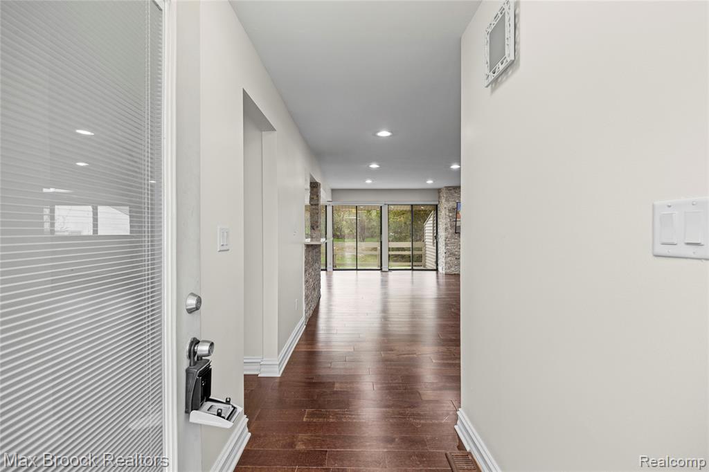 5324 Fairway Court, West Bloomfield, MI 48323 — Photo 6