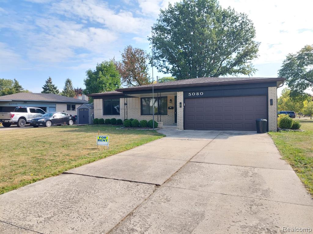 5080 Abington Drive, Troy, MI 48085 — Photo 2