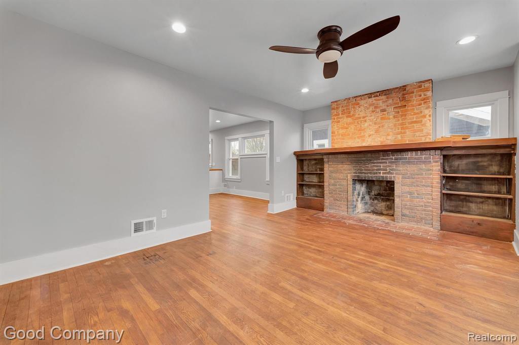 656 PHILIP Street, Detroit, MI 48215 — Photo 17