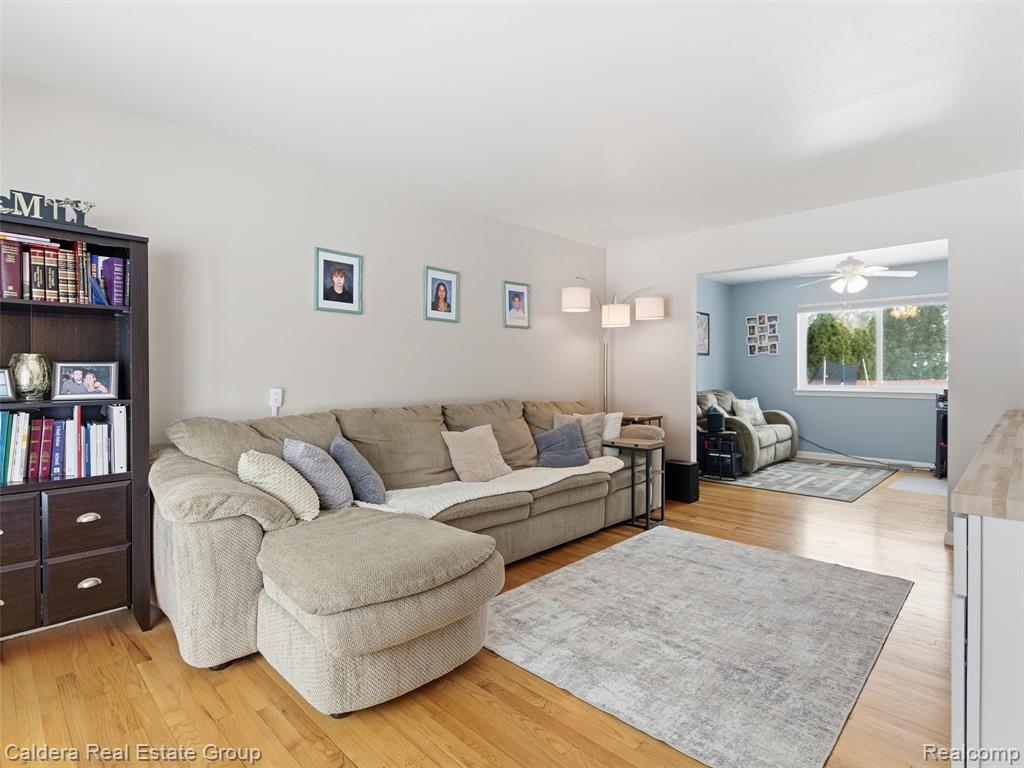 5920 Montgomery Drive, Utica, MI 48316 — Photo 26