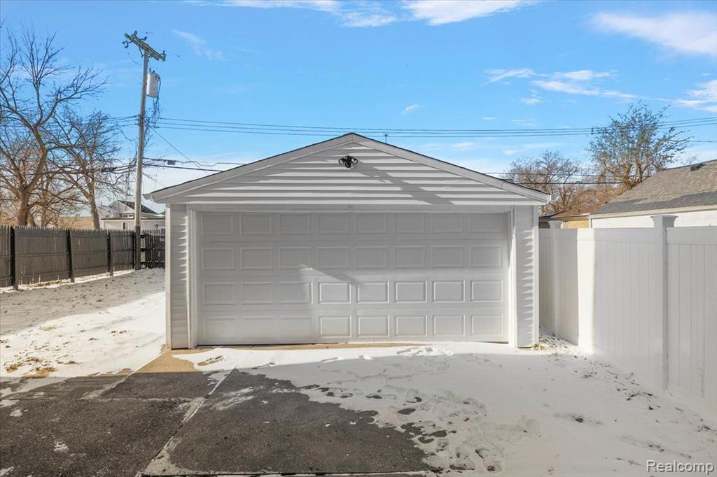 20817 Parkside Boulevard, Ferndale, MI 48220 — Photo 46