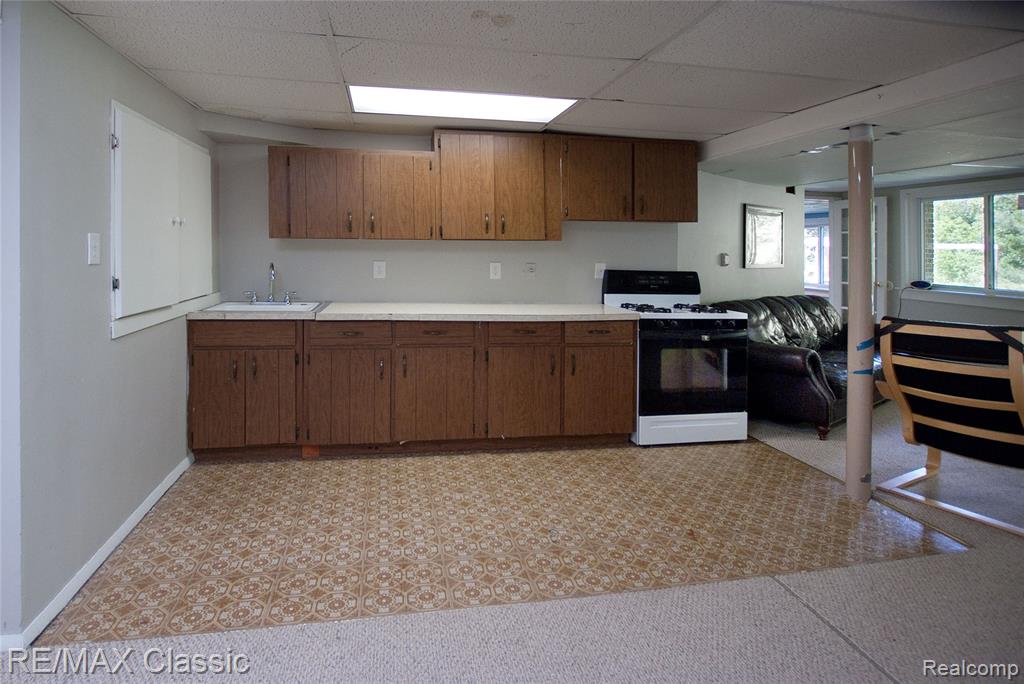 44500 Louvert Court, Novi, MI — Photo 41