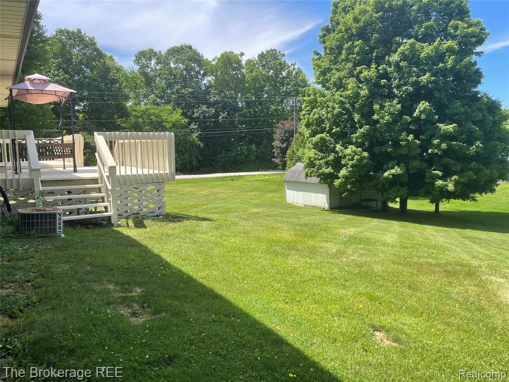 2267 Sandpiper Drive, Lapeer, MI 48446 — Photo 34